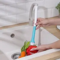 Щётка - насадка на кухонный кран, диаметр отверстия 2,5 см, длина 32 см, длина щётки 2,5 см