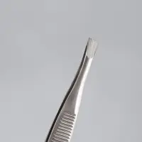 Пинцет прямой, узкий, 9 см, в футляре, МИКС