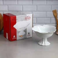 Салатник «Роза», на подставке, 1.5 л, золотая обводка, фарфор, Иран Салатник «Роза», на подставке, 1.5 л, золотая обводка, фарфор, Иран