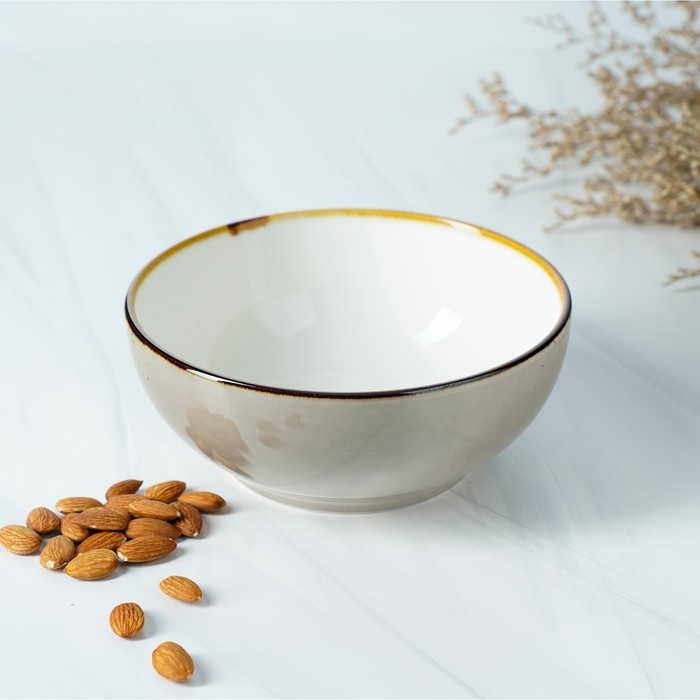 Салатник фарфоровый Magistro &laquo;Церера&raquo;, 1,1 л, 18,5&times;7,5 см, цвет коричневый