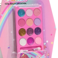 Набор косметики для девочки: тени для век Набор косметики для девочки: тени для век
