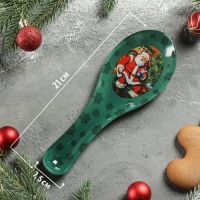 Подставка стеклянная под ложку Доляна &laquo;Счастливый Санта&raquo;, 21&times;7,5 см, цвет зелёный