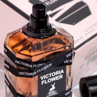 Парфюмерная вода женская Victoria Flower (по мотивам Victor & Rolf Flower Bomb), 100 мл