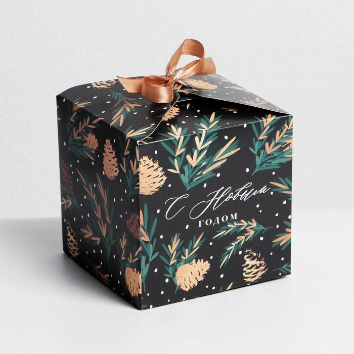 Коробка подарочная новогодняя складная &laquo;Шишки&raquo;, 12 х 12 х 12 см, Новый год