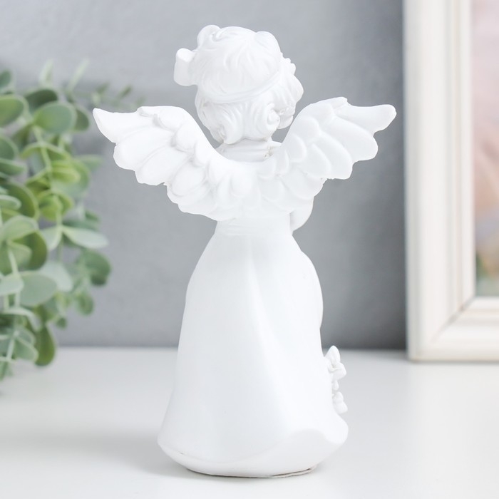 Сувенир полистоун "Малышка-ангелок со шляпкой" белоснежный" МИКС 9,5х6х14,7 см