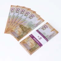 Пачка купюр 100 рублей Пачка купюр 100 рублей