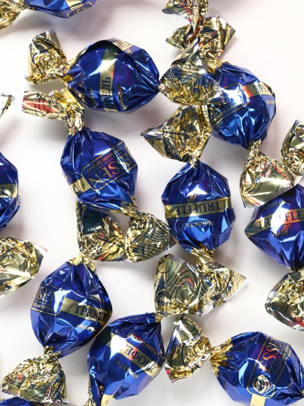 Конфеты "100% мужик" в коробке с лентой, 150 г