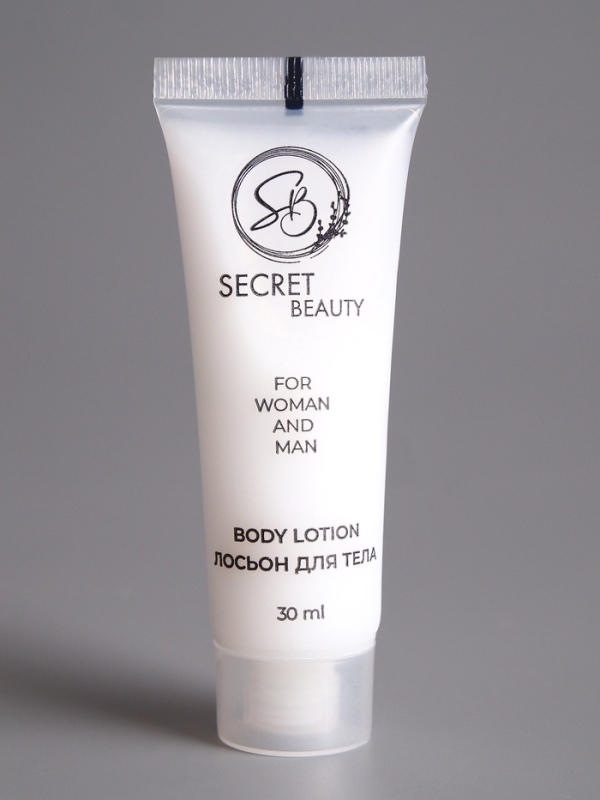 Набор для отелей (шампунь, гель для душа, шапочка, лосьон и мочалка) Набор для отелей (шампунь, гель для душа, шапочка, лосьон и мочалка)