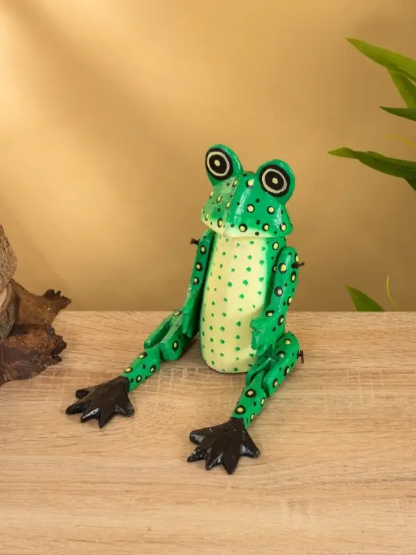 Сувенир &laquo;Лягушка&raquo;, висячие лапки, 25 см, дерево, МИКС