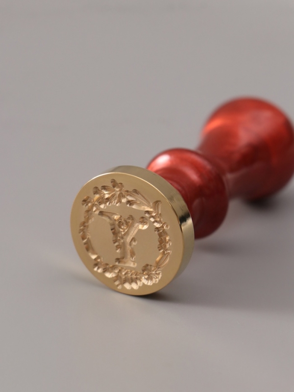 Печать для сургуча с пластиковой ручкой Печать для сургуча с пластиковой ручкой "Венок с буквой Y" 2,5х2,5х6,3 см