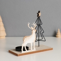 Подсвечник металл, дерево на 1 свечу "Олень у ёлочки" d=4 см 7,5х16х16 см