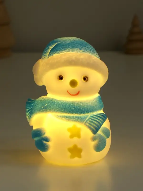Фигурка светящаяся RISALUX &laquo;Снеговик в голубом&raquo; LED, 3хAG10 7,5х5,5х10 см