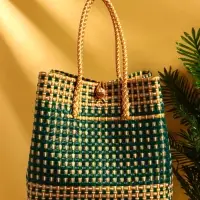 Сумка плетёная пластиковая 40х20х55 см, цв. зелёно-бежевый