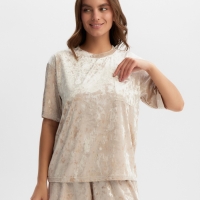 Комплект женский (футболка и шорты) KAFTAN Velvet р. 44-46, бежевый Комплект женский (футболка и шорты) KAFTAN Velvet р. 44-46, бежевый