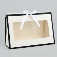 Складная коробка для цветов с окном &laquo;Счастье&raquo;, белая, 16 х 27 х 9 см