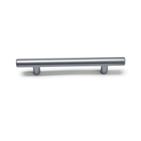 Ручка рейлинг ТУНДРА, облегчённая, d=12 мм, м/о 96/150 мм, внеш ножка, цвет графит Ручка рейлинг ТУНДРА, облегчённая, d=12 мм, м/о 96/150 мм, внеш ножка, цвет графит