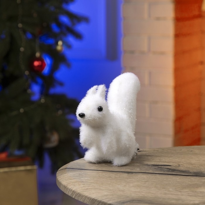 Светодиодная фигура &laquo;Белочка&raquo; 7 &times; 14 &times; 5 см, флок, батарейки CR2032х2 (в комплекте), свечение тёплое белое