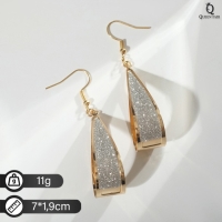 Серьги со стразами «Волна» дуга, цвет белый в золоте Серьги со стразами «Волна» дуга, цвет белый в золоте