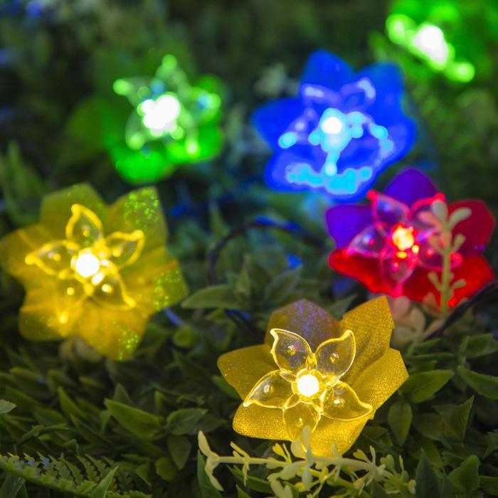 Гирлянда &laquo;Нить&raquo; 4.5 м с насадками &laquo;Лилии&raquo;, тёмная нить, 30 LED, свечение белое, 2 режима, солнечная батарея
