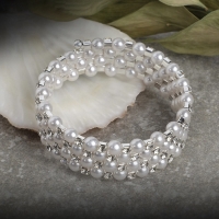 Браслет жемчуг &laquo;Пружинка&raquo; стразинки, шар №6, цвет белый в серебре, d=6 см