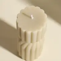 Свеча интерьерная "Афина" сливочная 6х6х18 см