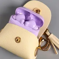 Брелок кожзам с карабином, с кистью "Саквояж" сливочный 7,5х4х7 см