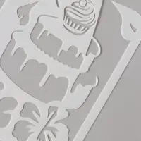 Трафарет бордюрный пластик "Торт с цветами" 10х30 см