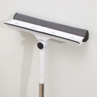 Окномойка с поролоновой насадкой Raccoon, телескопическая ручка, поворот на 180&deg;, 26&times;3,5&times;98(128)