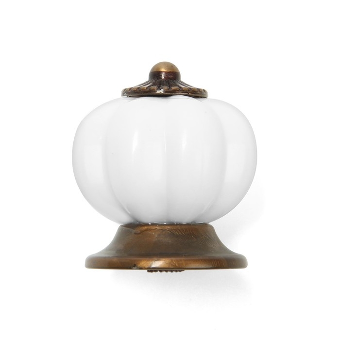 Ручка-кнопка ТУНДРА, d=33, пластик, белая, 8 шт TMP