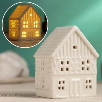 Фигура с подсветкой "Домик" 5,5х5х8см, 2/LR41