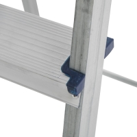 Стремянка ТУНДРА, оцинкованная, 4 ступени Стремянка ТУНДРА, оцинкованная, 4 ступени