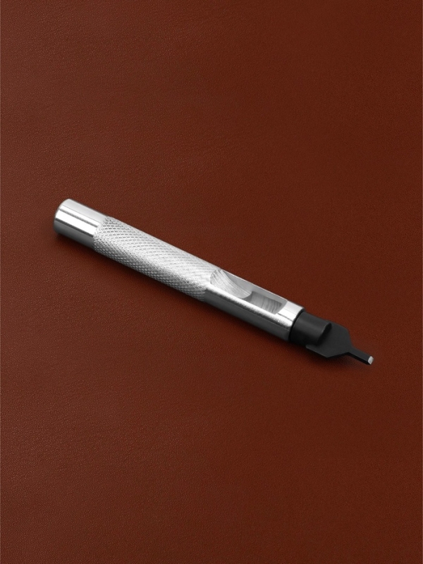 Набор пробойников для кожи, 7 предметов: сменные насадки 6 шт., основа 1 шт.