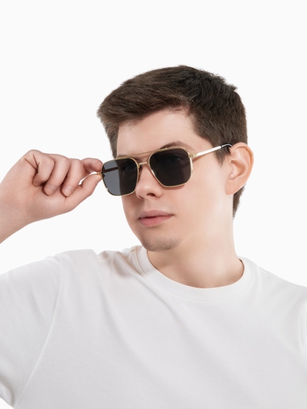 Очки солнцезащитные поляризационные, дужка 13.5 см, ширина 12.8 см, линза 5×5.6 см Очки солнцезащитные поляризационные, дужка 13.5 см, ширина 12.8 см, линза 5×5.6 см