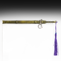 Сувенирное оружие подвесное мини "Меч в стиле аниме", брелок, 20 см, золотой с фиолетовым Сувенирное оружие подвесное мини "Меч в стиле аниме", брелок, 20 см, золотой с фиолетовым