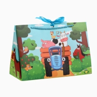 Пакет-коробка с тиснением, Синий трактор, 30х20х12 см Пакет-коробка с тиснением, Синий трактор, 30х20х12 см