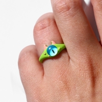 Кольцо &laquo;Монстрик&raquo; с рожками, цвет зелёный, безразмерное