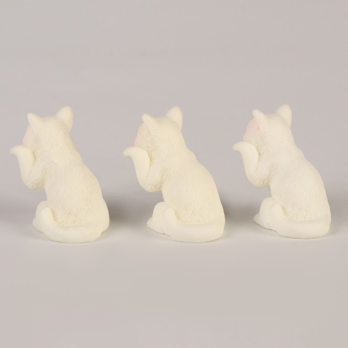 Миниатюра кукольная &laquo;Котик&raquo;, набор 3 шт., размер 1 шт. &mdash; 2 &times; 2 &times; 3,5 см
