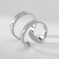 Кольцо металл &laquo;Тренд&raquo; три полосы, кратеры, цвет серебро, безразмерное