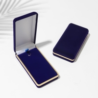 Футляр бархатный под набор/гарнитур &laquo;Классика&raquo; с золотистым кантом, цвет синий