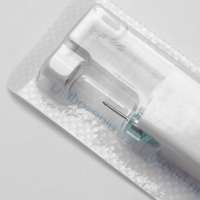 Пистолет одноразовый для пирсинга, серьга в комплекте &laquo;Мини&raquo;, 4 мм, цвет чёрный в серебре