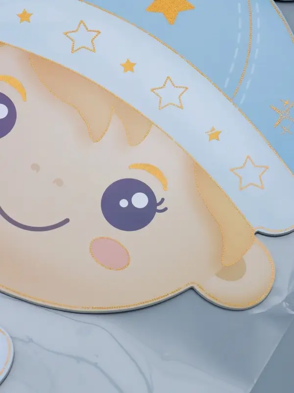 Наклейка интерьерная "Малыш в голубом" 31х60 см