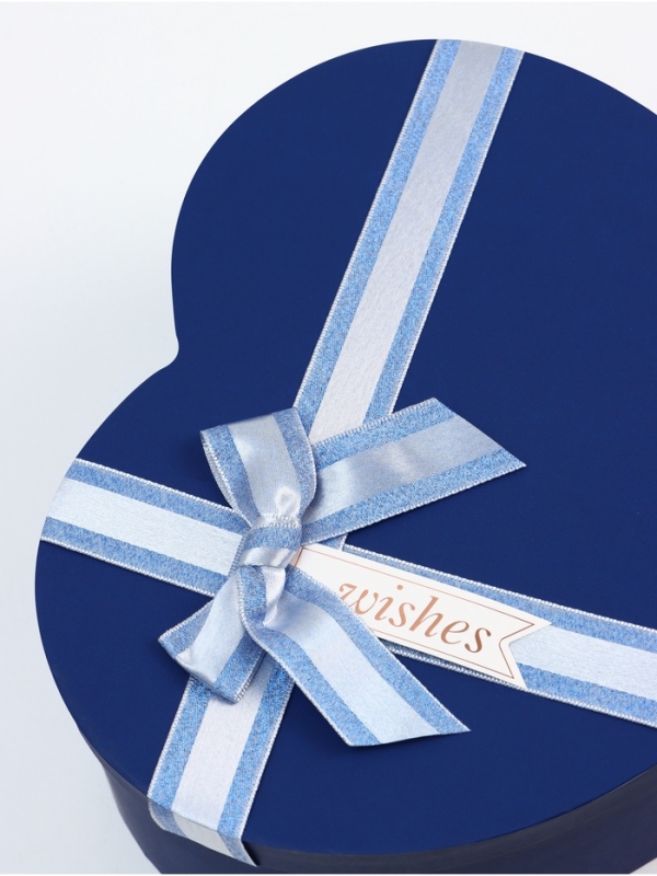 Набор коробок 3 в 1 сердца 31 х 27 х 13,3; 28 х 25 х 11,7; 26 х 23 х 10,3 см