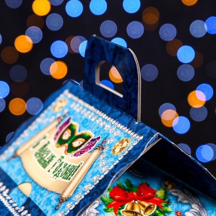 Подарочная коробка "Маскарад" 16 х 16 х22 см.
