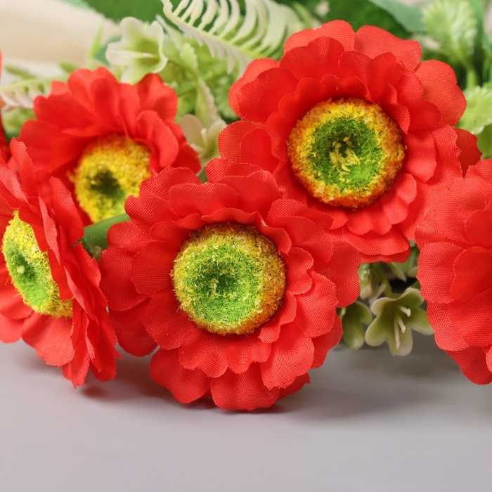 Букет "Матрикария с папоротником" 32 см, микс