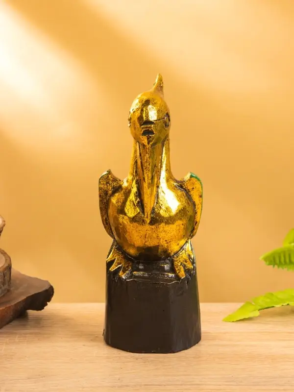 Сувенир интерьерный "Пеликан" 7х7х20 см, дерево, цв. золото