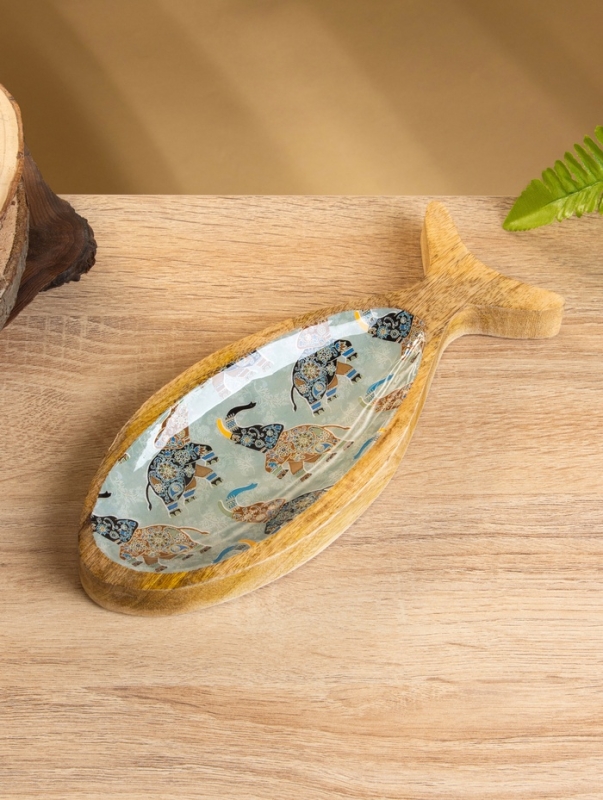 Блюдо в форме рыбки "Мудрый слон" дерево манго 25,5х10х2 см