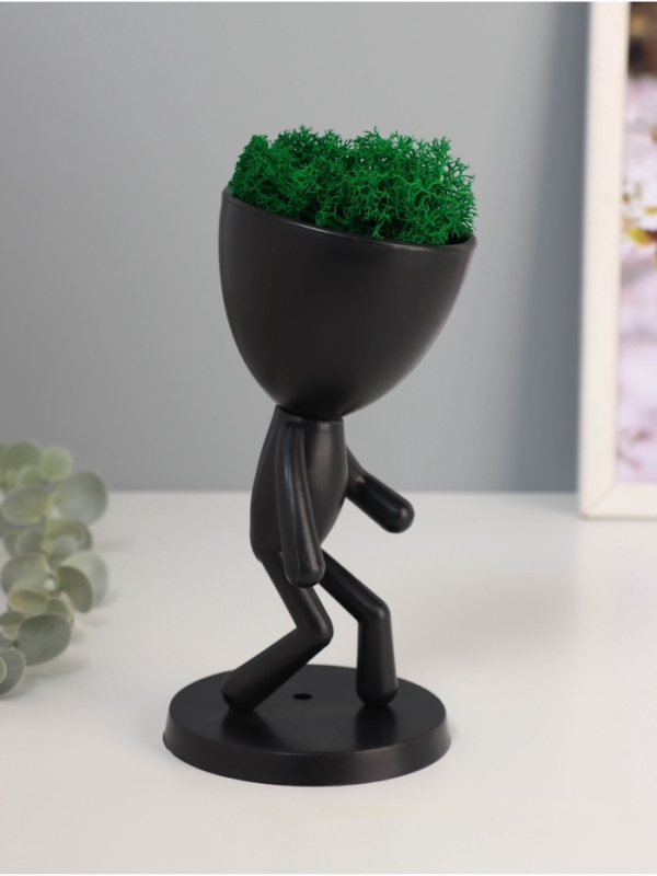 Кашпо пластиковое "Мистер Грин бежит" 16,5*8,5*8,5 см черный