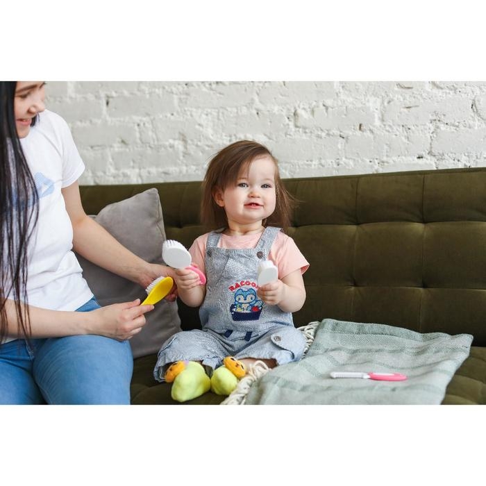 Щетка детская, для ухода за волосами, цвет белый