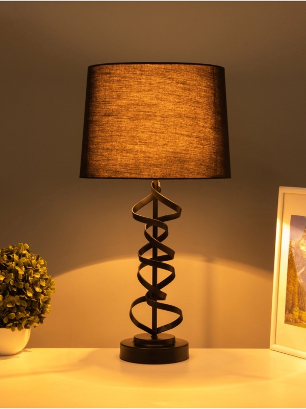 Настольная лампа "Малави" Е27 40Вт черный 28х28х54 см