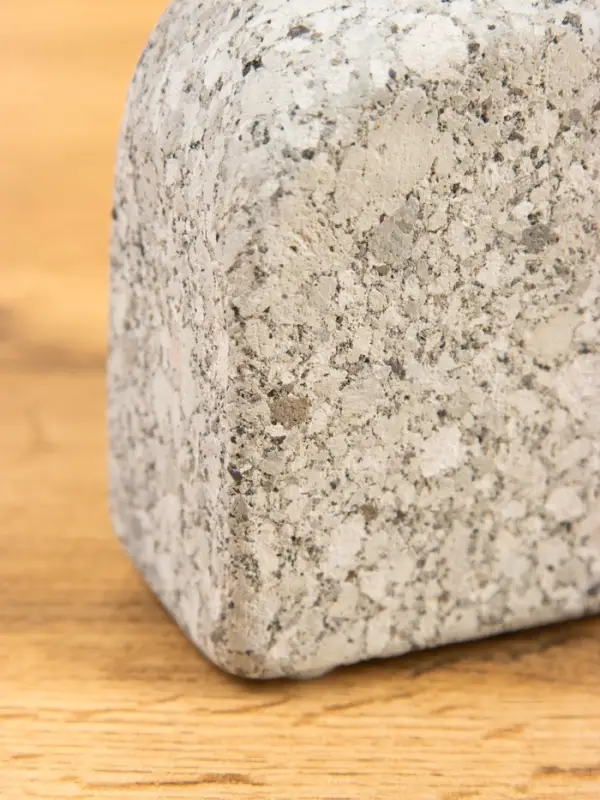 Подсвечник "Каменный факел" камень, дерево 8х5х15 см